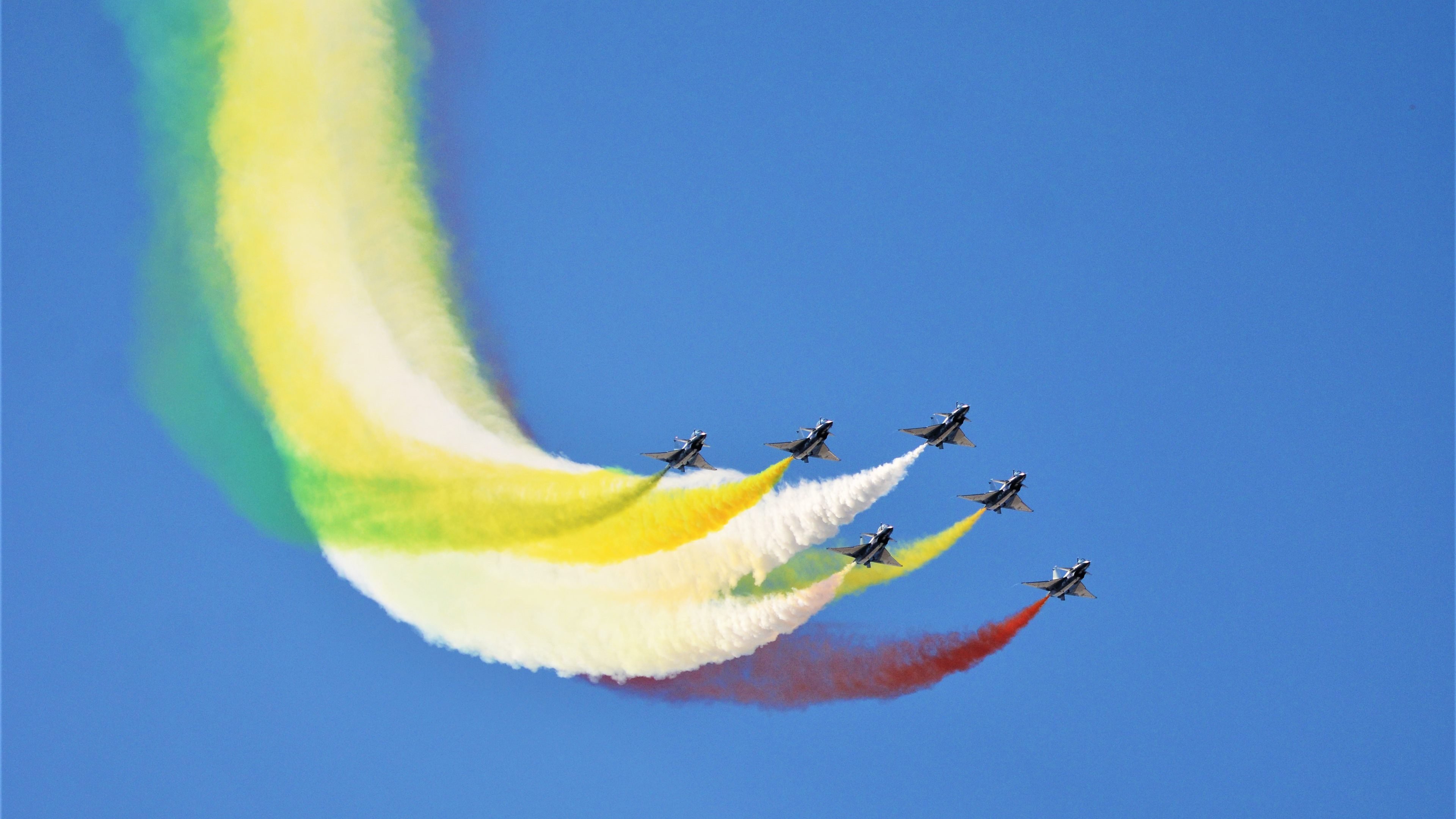 老鹰反弹势头强劲主场战绩回升，老鹰出击