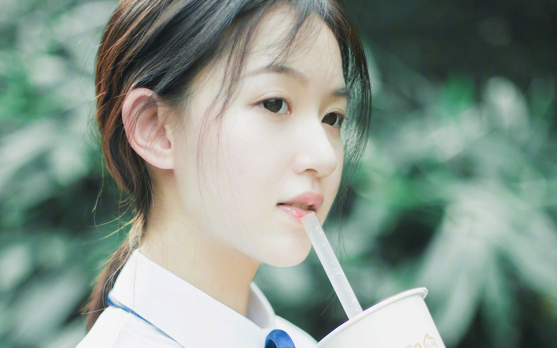 莫莉·奥卡拉汉100米自由泳赛场表现稳健